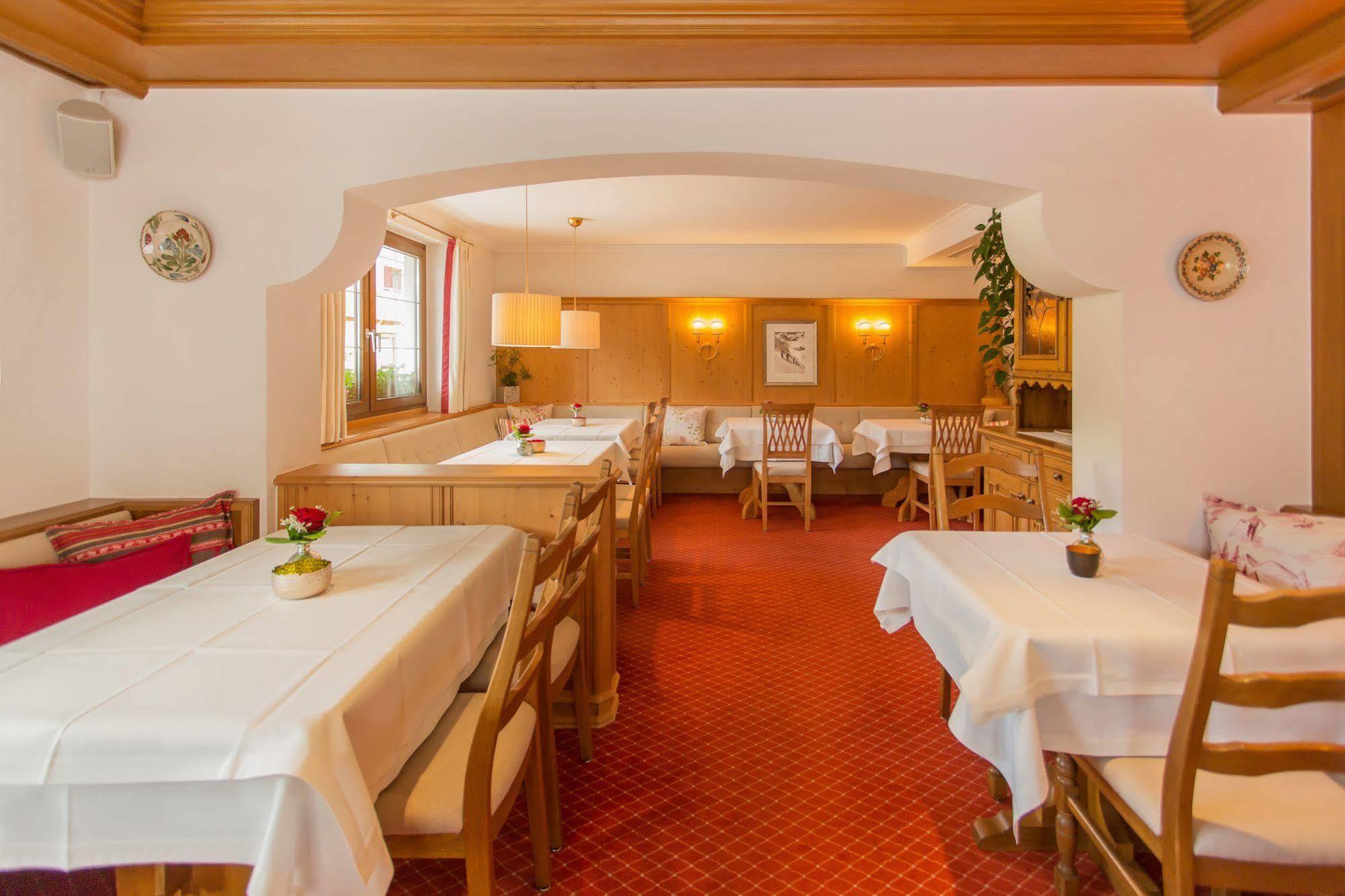 Hotel Garni Edelweiss Лех Экстерьер фото