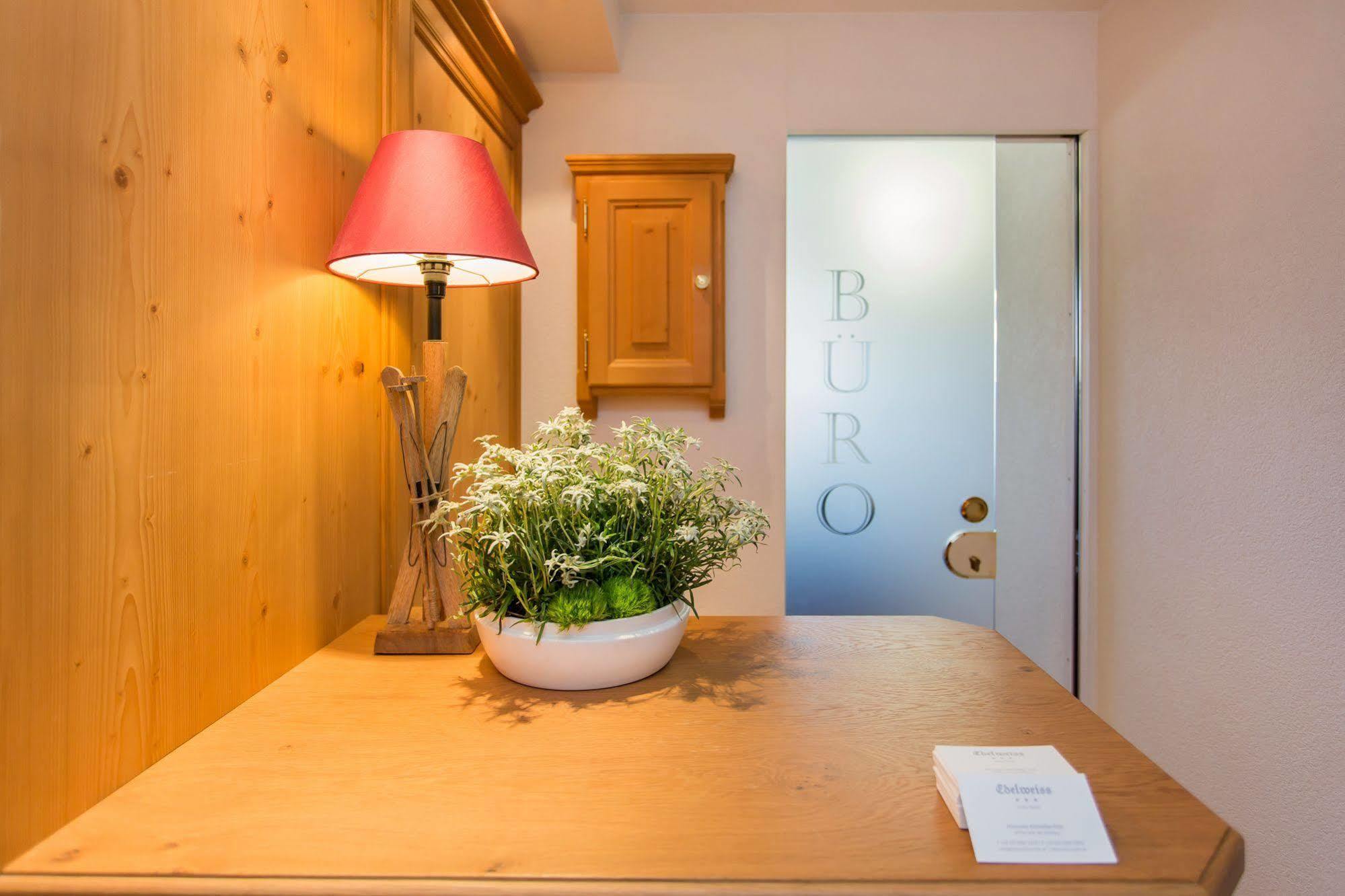 Hotel Garni Edelweiss Лех Экстерьер фото